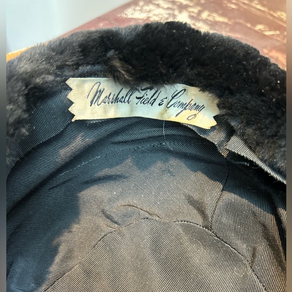 Vintage Black Pill Box Hat with Satin Bow - Picture 5 of 6